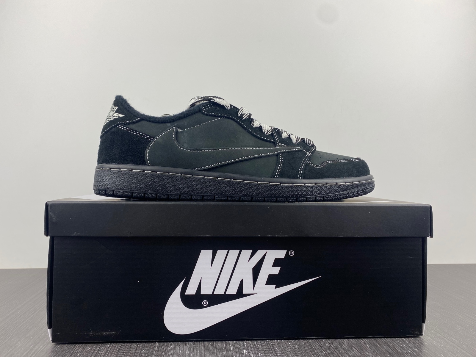 Travis Scott x Air Jordan 1 Low Black/Phantom