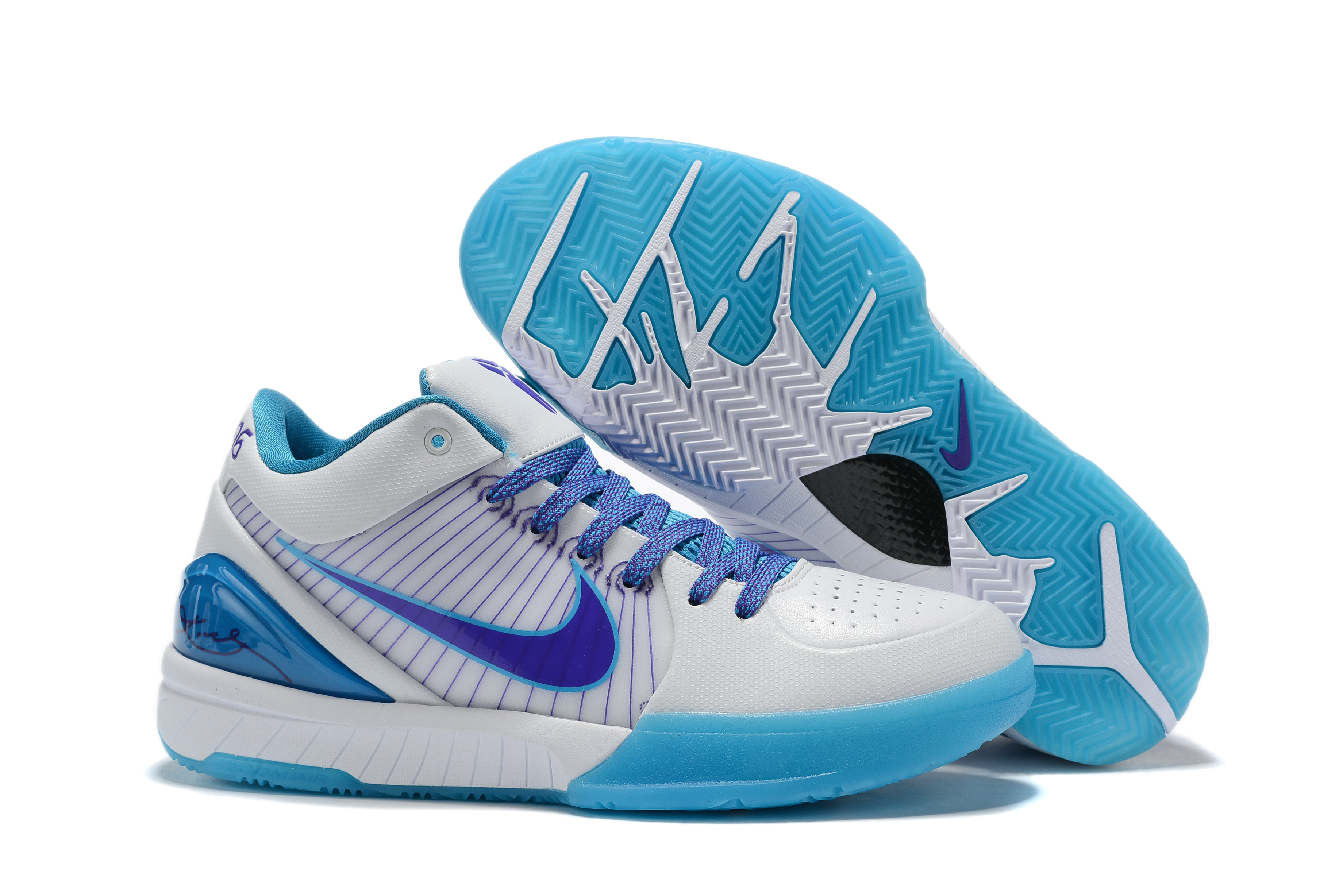 KOBE Sneaker 4
