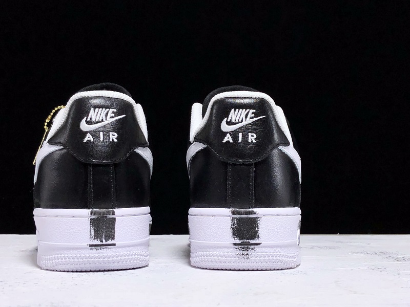 PEACEMINUSONE x Nike Air Force 1 AQ3692-001