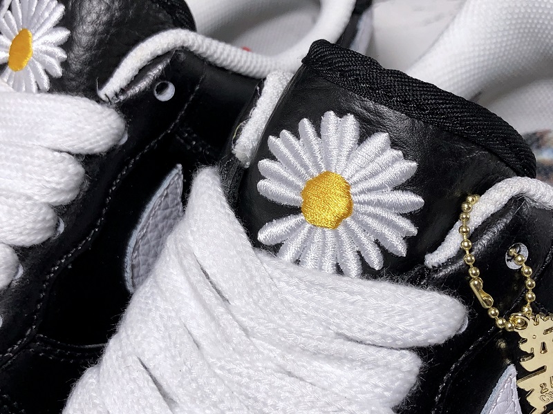 PEACEMINUSONE x Nike Air Force 1 AQ3692-001