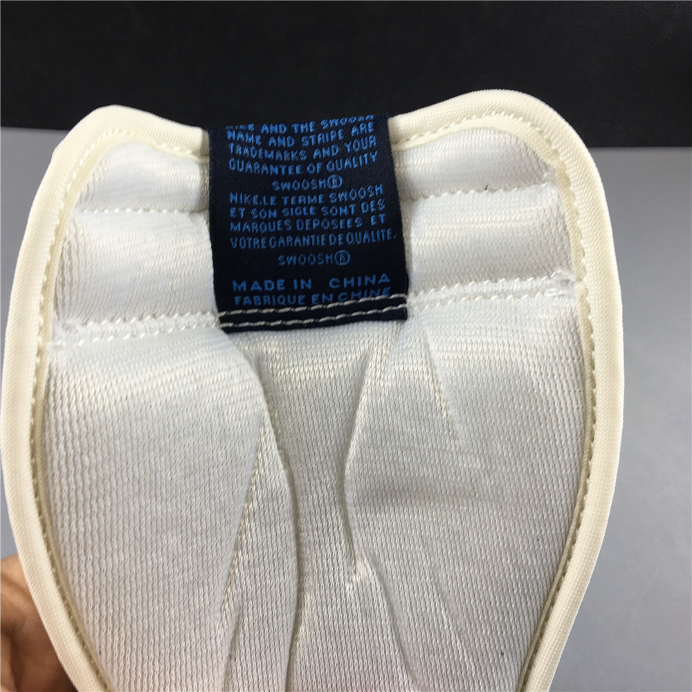 AIR JORDAN 1 OBSIDIAN 555088-140