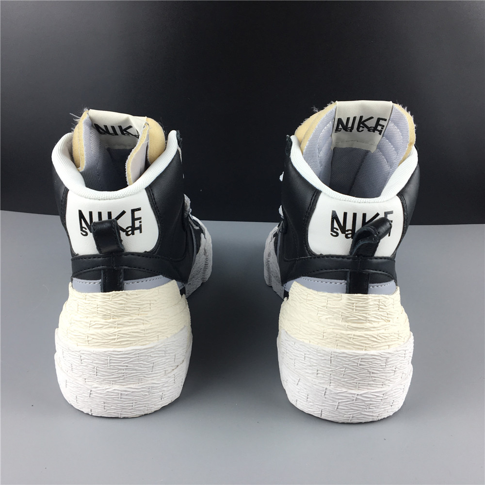 SACAI  X NIKE  BLAZER MID  AND NEYMAR  X NIKE SHOX R4 BV0072-002