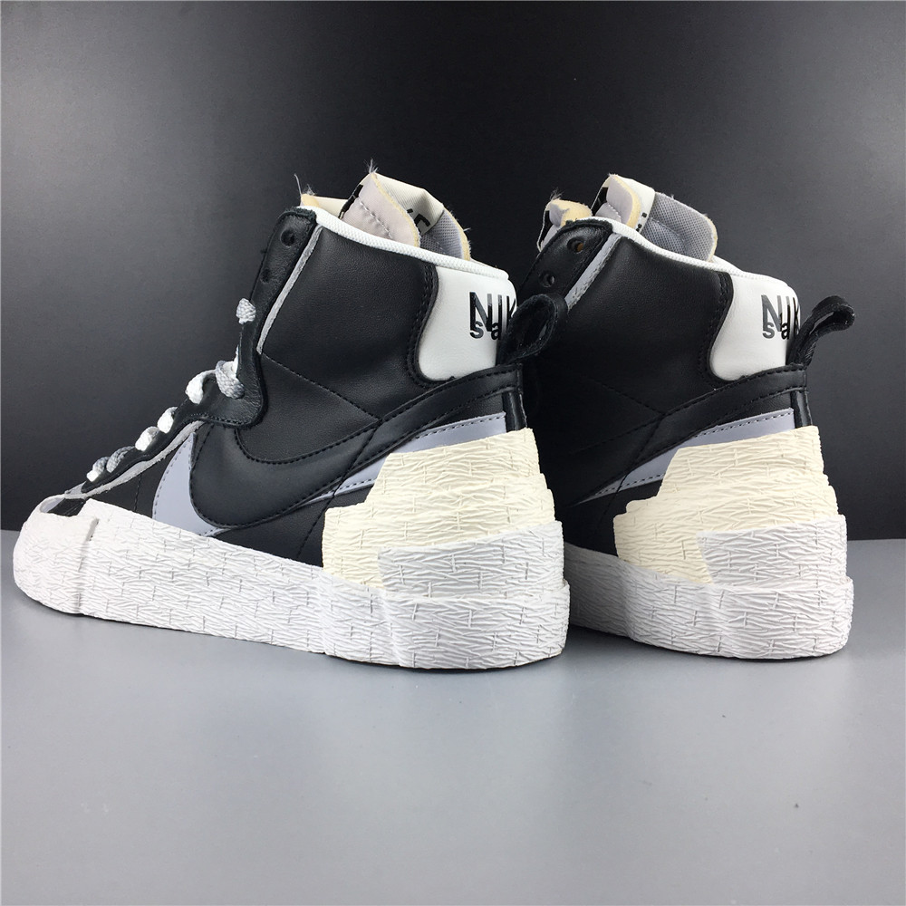 SACAI  X NIKE  BLAZER MID  AND NEYMAR  X NIKE SHOX R4 BV0072-002