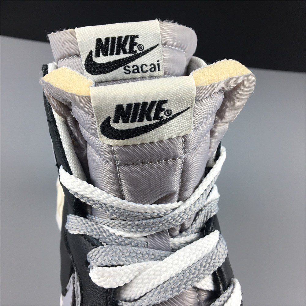 SACAI  X NIKE  BLAZER MID  AND NEYMAR  X NIKE SHOX R4 BV0072-002