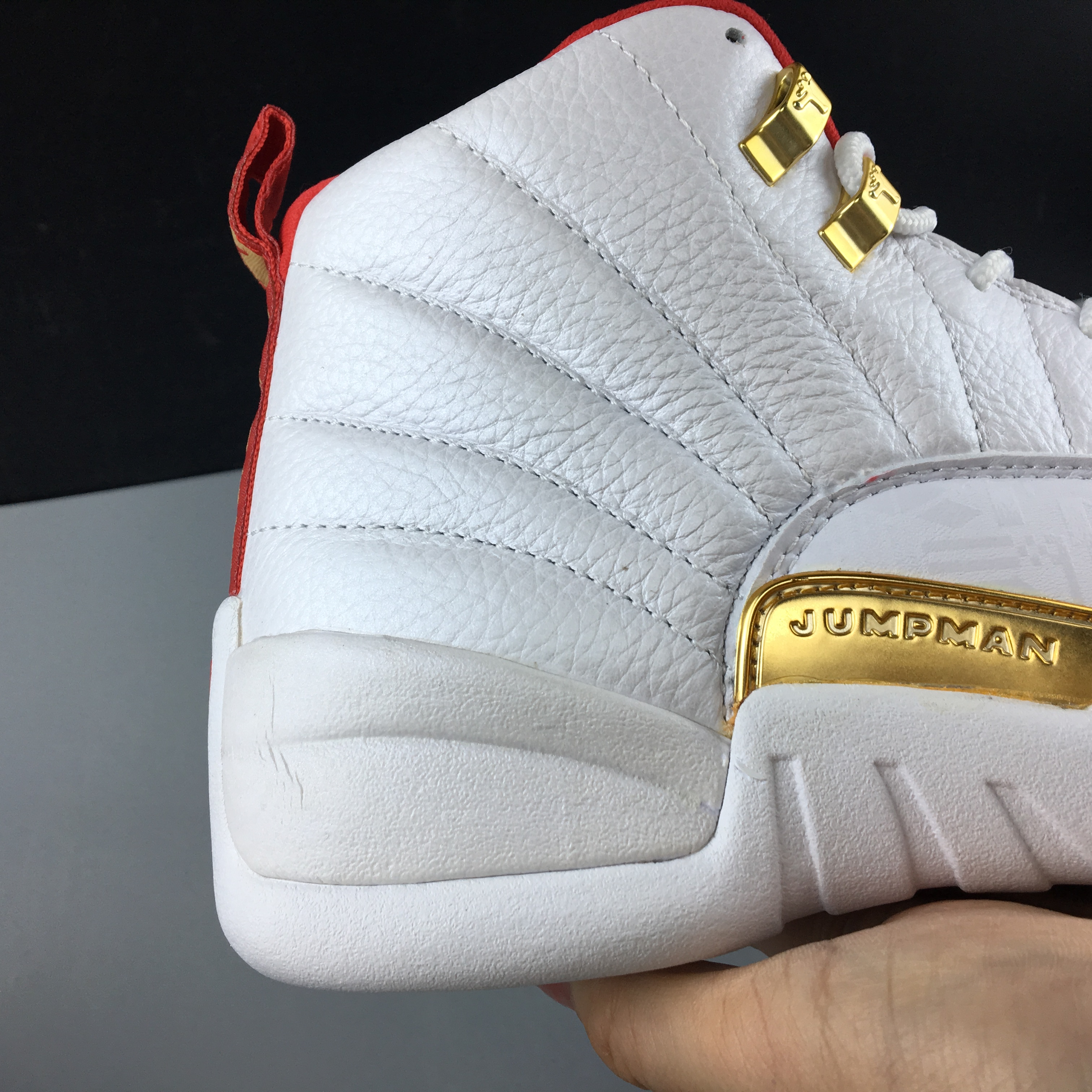 AIR JORDAN 12 “FIBA” 130690-107