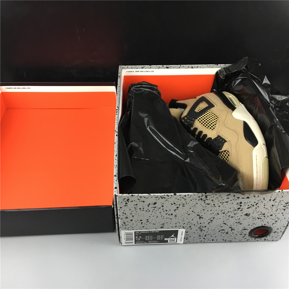 AIR JORDAN 4 “MUSHROOM”AQ9129-200