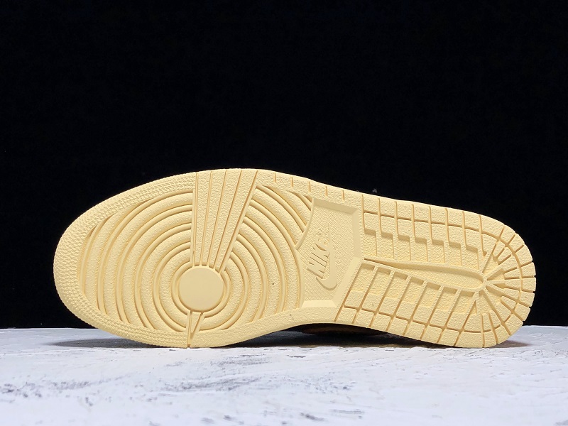 Retro High OG 555088-028