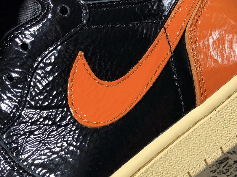 Retro High OG 555088-028
