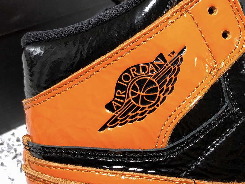 Retro High OG 555088-028
