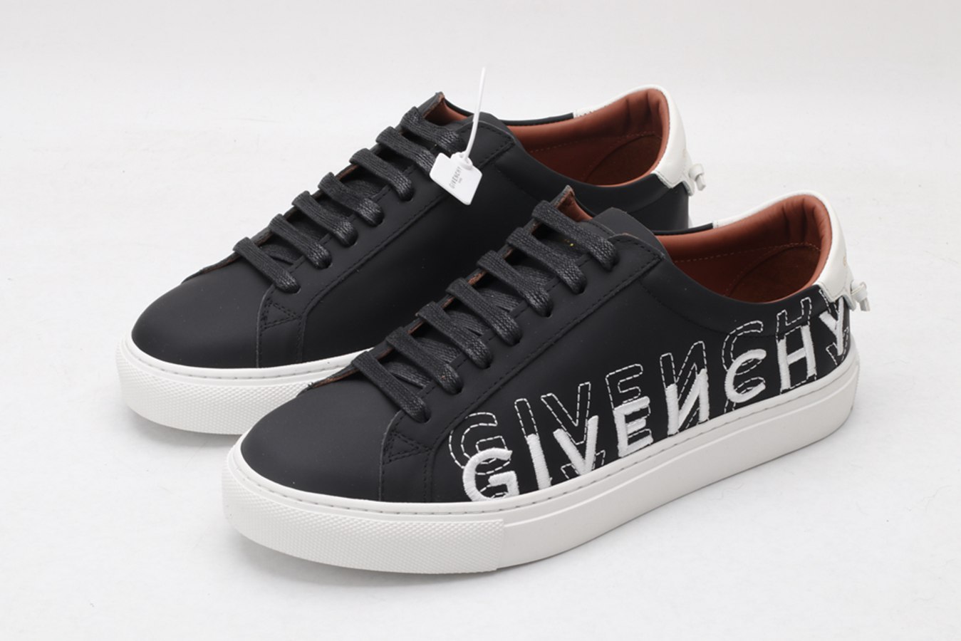 G*IVENCHY