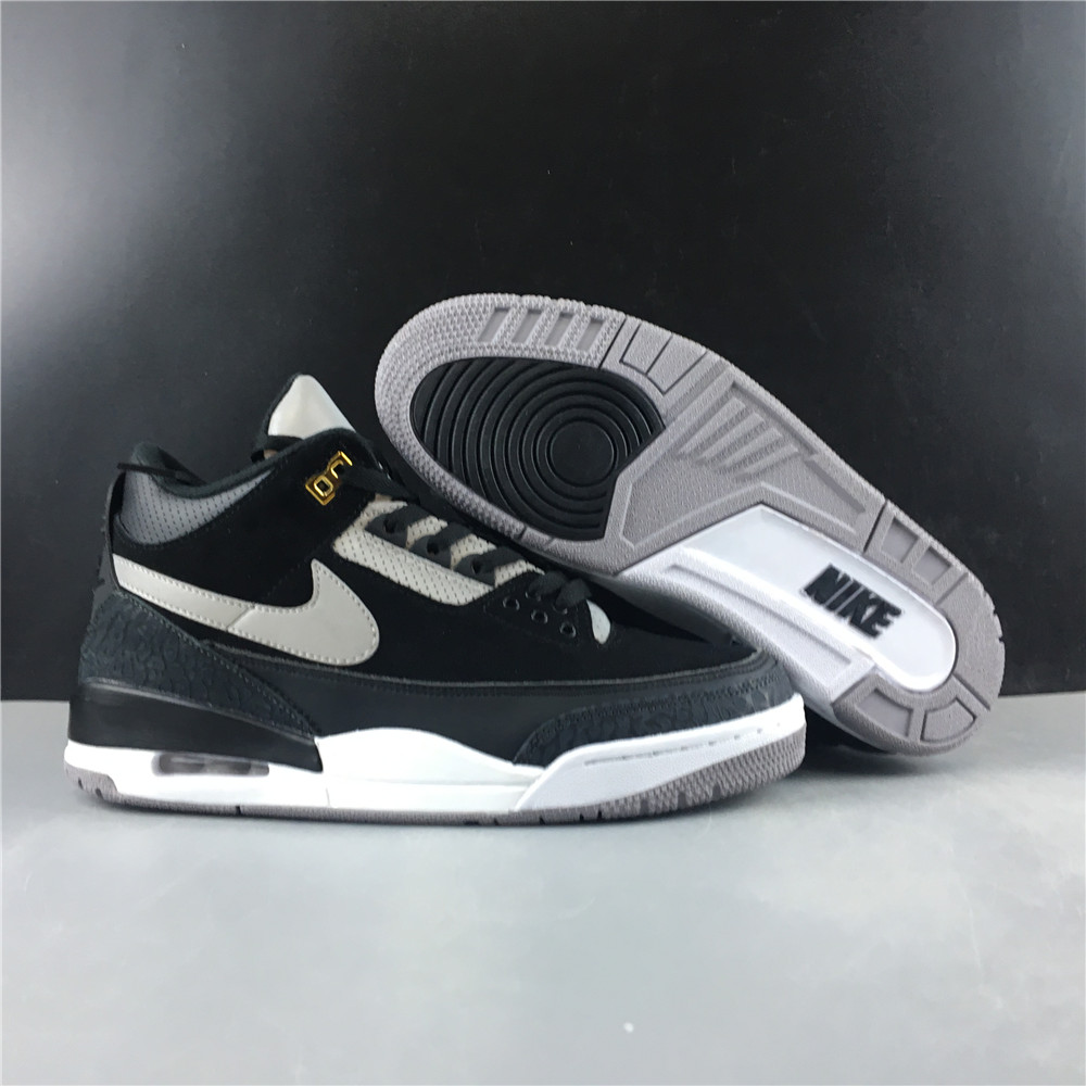 AIR JORDAN 3 GENERATION BLACK AND SHITE SILVER 3M REFLECTIVE