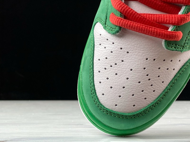 Nike Dunk SB Low Pro Heineken 304292-302