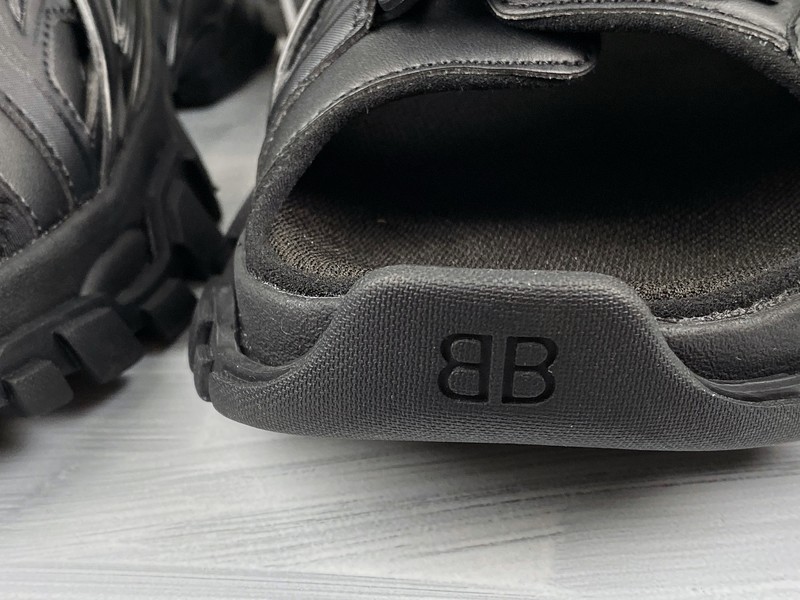 Ba*len*cia*ga track 4.0 black