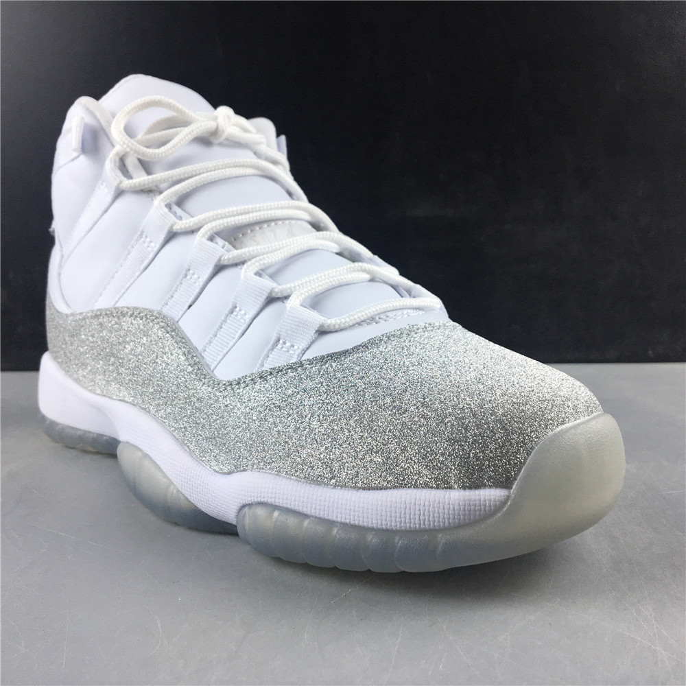 Air Jordan 11 WMNS Metallic Silver