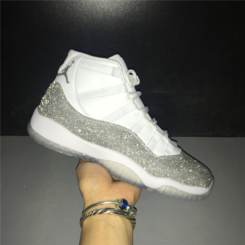 Air Jordan 11 WMNS Metallic Silver