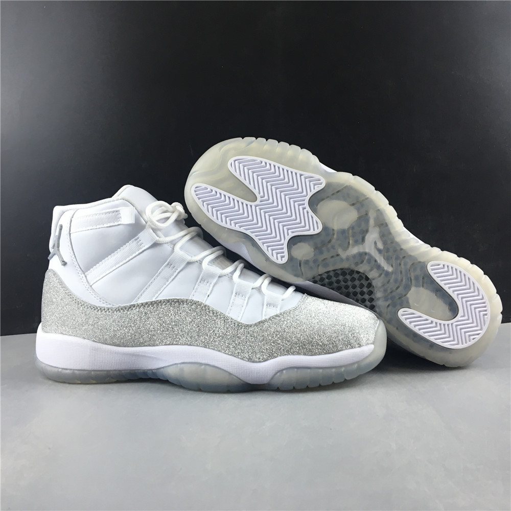 Air Jordan 11 WMNS Metallic Silver