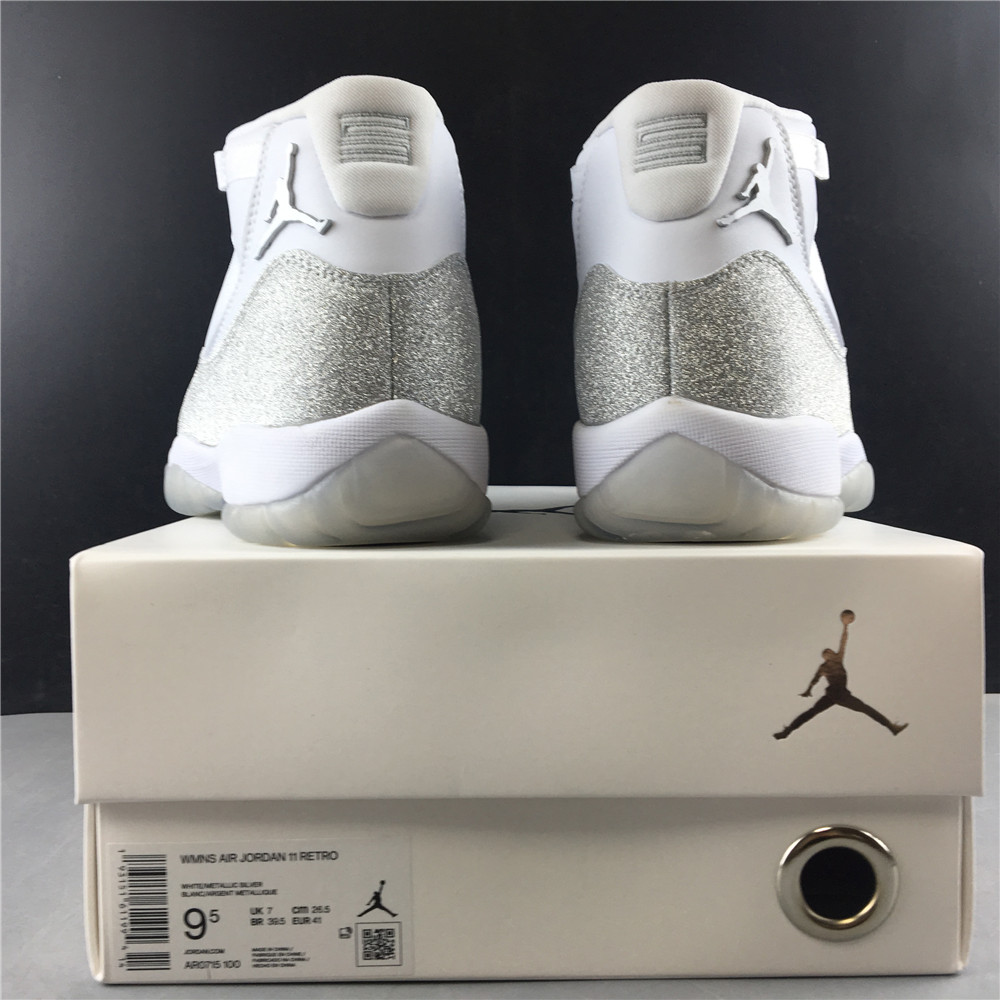 Air Jordan 11 WMNS Metallic Silver