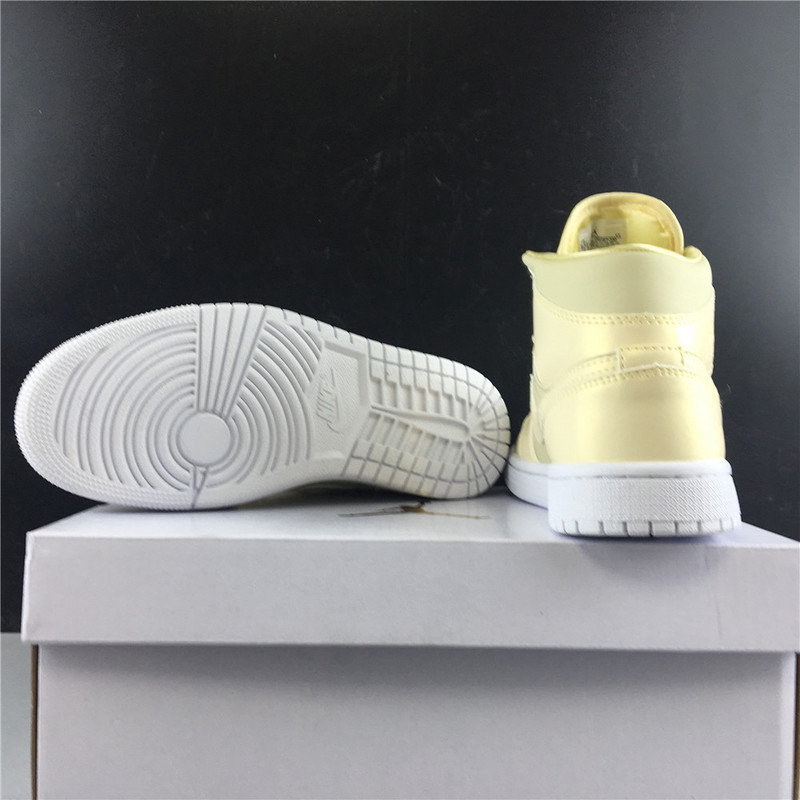 NIKE AIR JORDAN 1 MID AJ1 CK6587-200