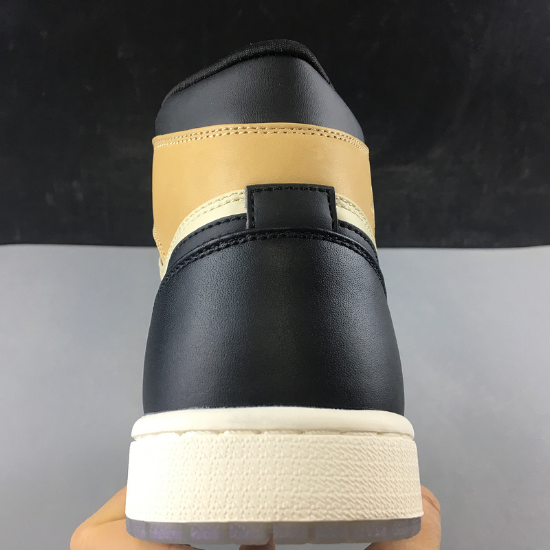 WMNS Air Jordan 1 RET HI PREM AH7389-003