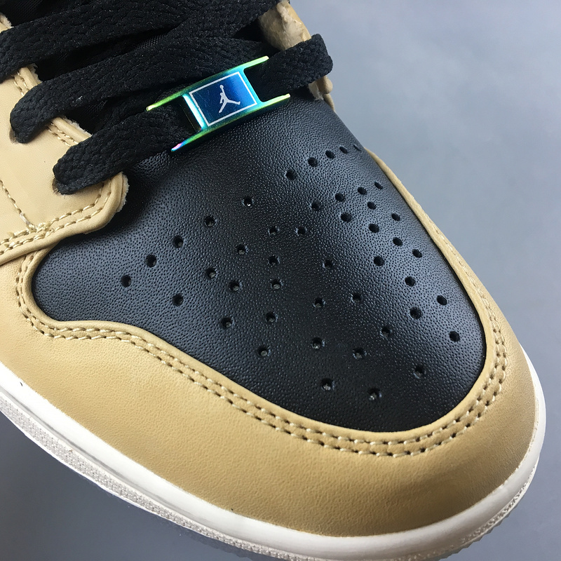 WMNS Air Jordan 1 RET HI PREM AH7389-003