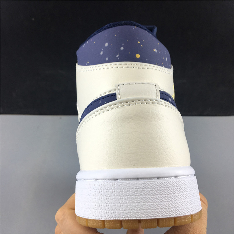 Air Jordan 1 Mid HEI AH6342-104