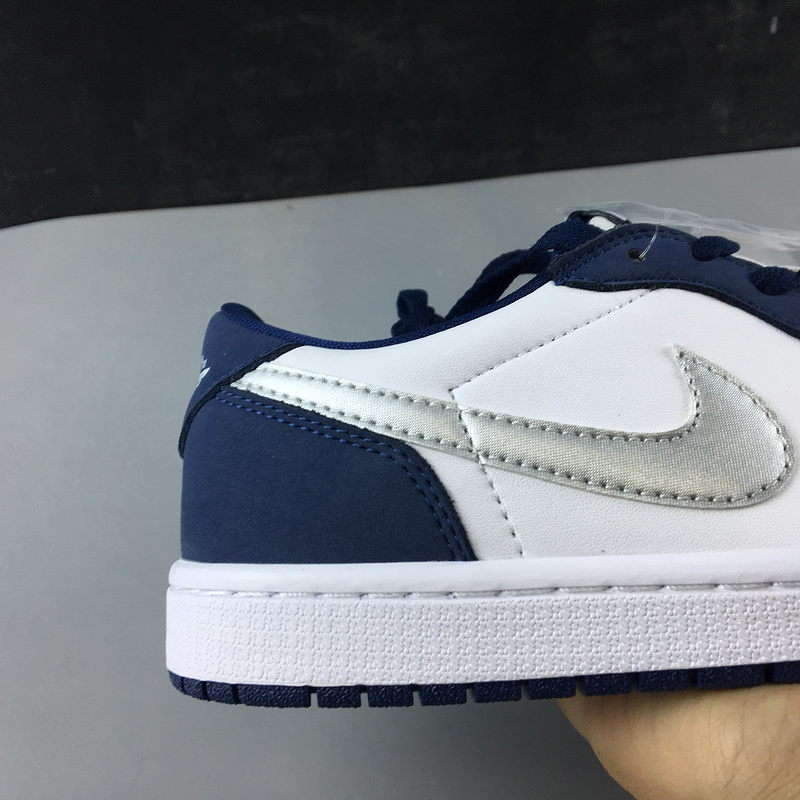 Nike SB Air Jordan1 Low CJ7891-400