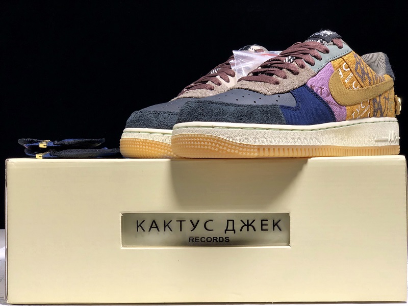 Nike Air Force 1 x Travis Scott CN2405-900