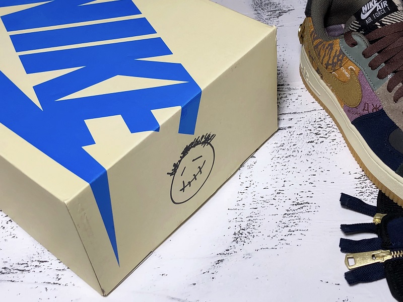 Nike Air Force 1 x Travis Scott CN2405-900