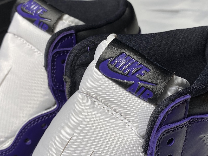 Air Jordan 1 Court Purple High OG 555088-500