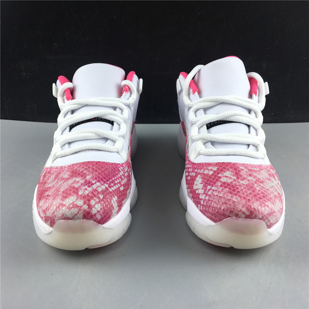 Air Jordan 11 Retro Low SNAKE NAVY PINK-WHITE