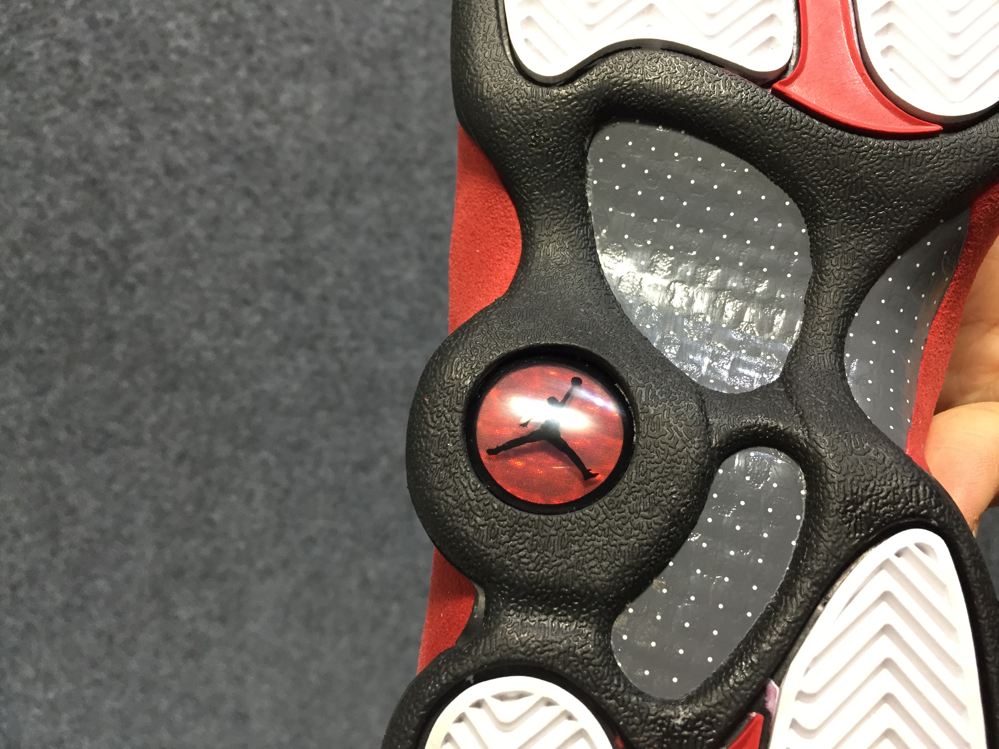 Air Jordan 13 Retro “White/red”414571-122