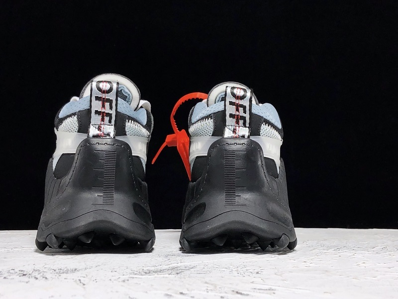 OFF-WHITE c/o ODSY-1000 Sneakers