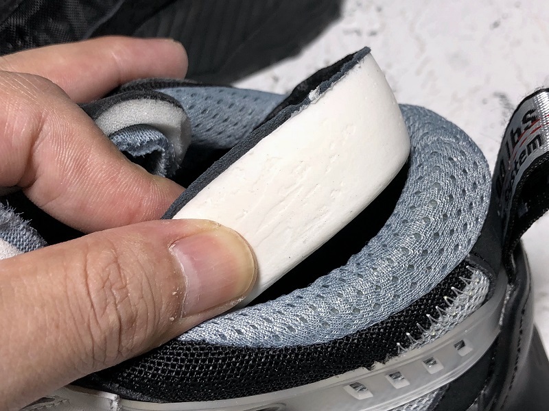 OFF-WHITE c/o ODSY-1000 Sneakers