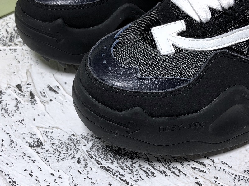 OFF-WHITE c/o ODSY-1000 Sneakers
