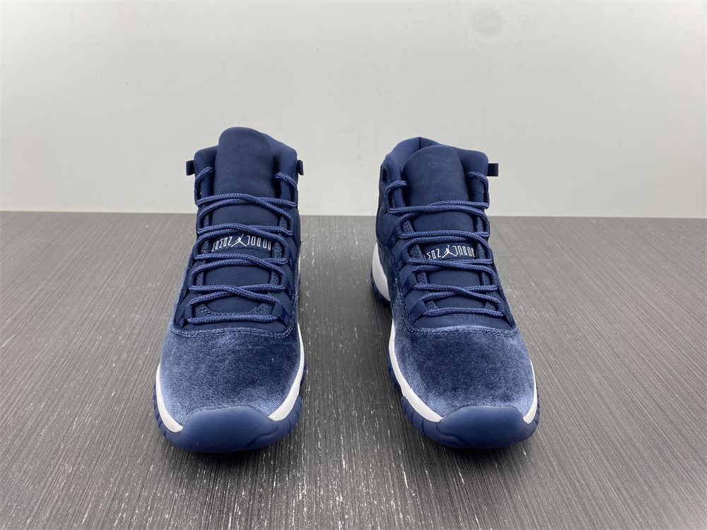 Air Jordan 11 Velvet Midnight Navy