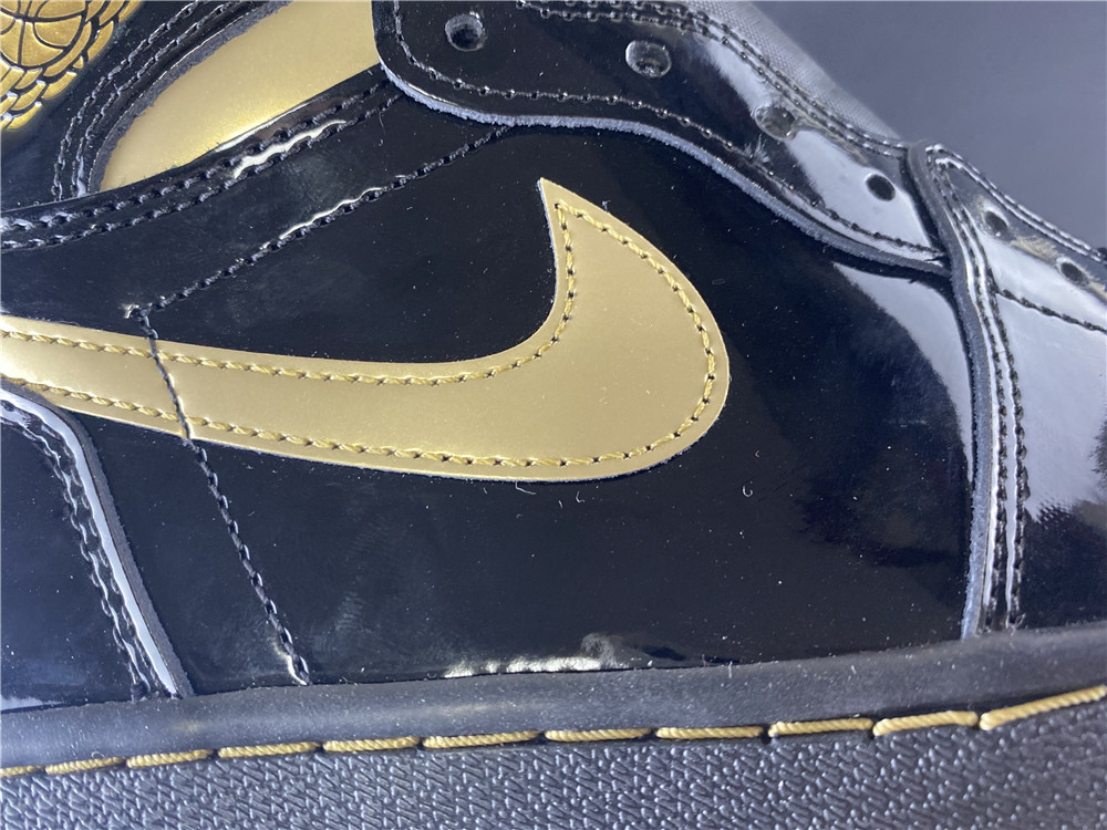 Air Jordan 1 High OG  555088-032