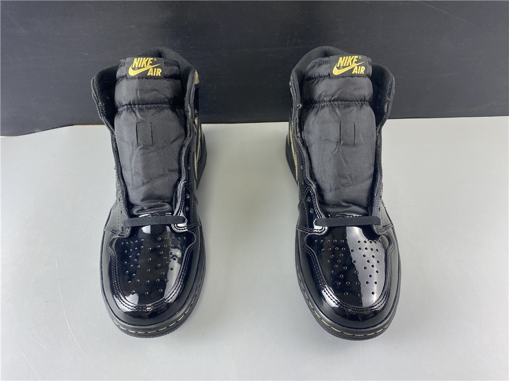 Air Jordan 1 High OG  555088-032
