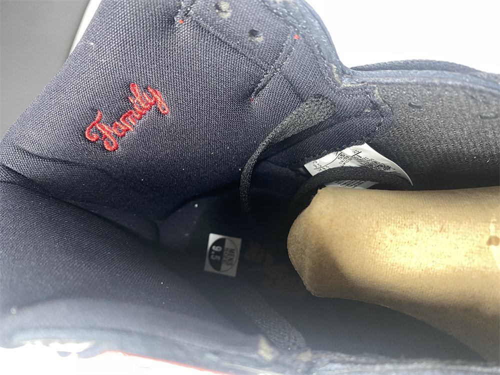 Air Jordan 1 High OG Bred Patent 555088-063