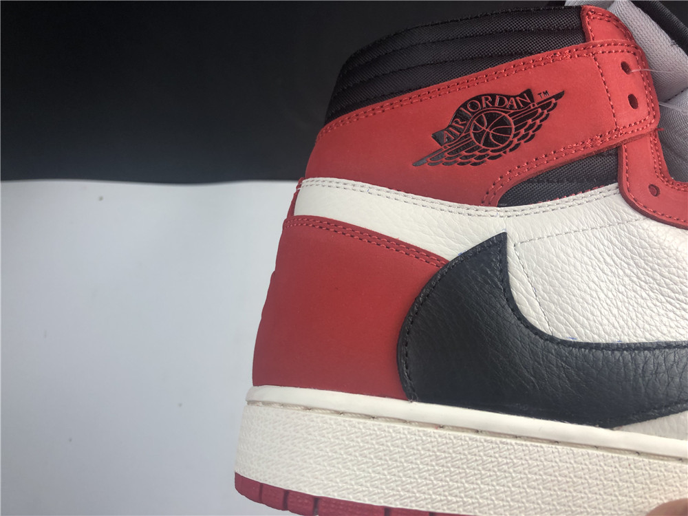 Travis Scott Air Jordan 1 "Chicago"