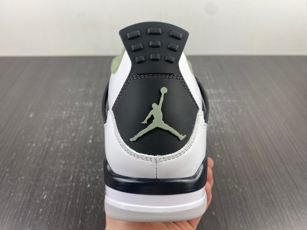 Jordan 4 Retro Seafoam
