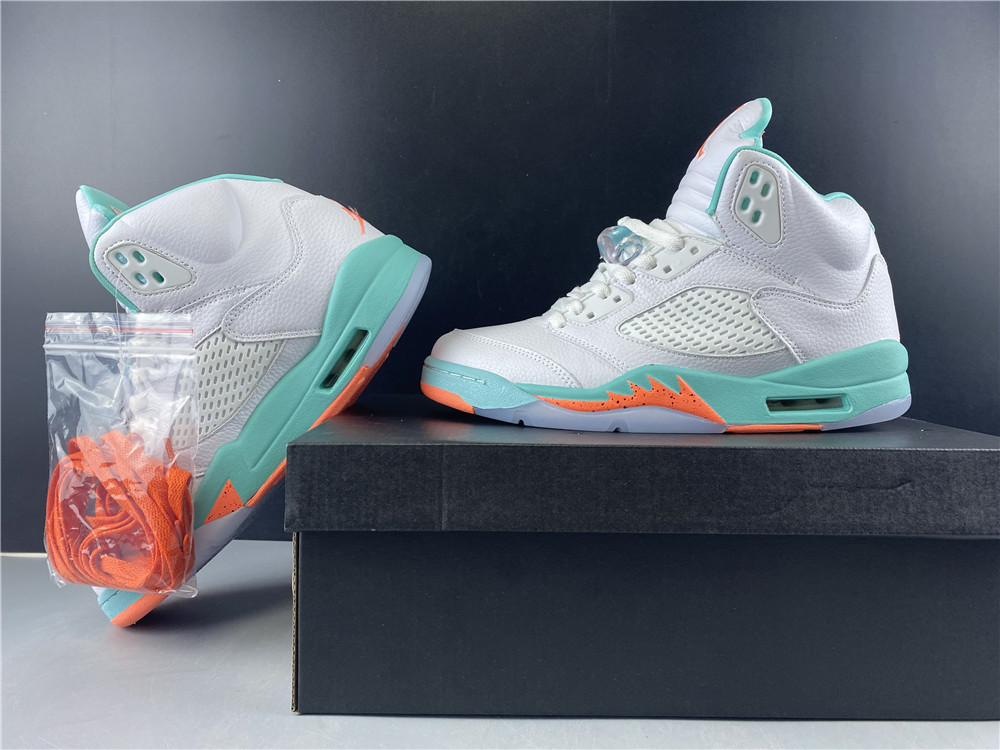 Air Jordan Retro 5 “IslandGreen CN2932-100
