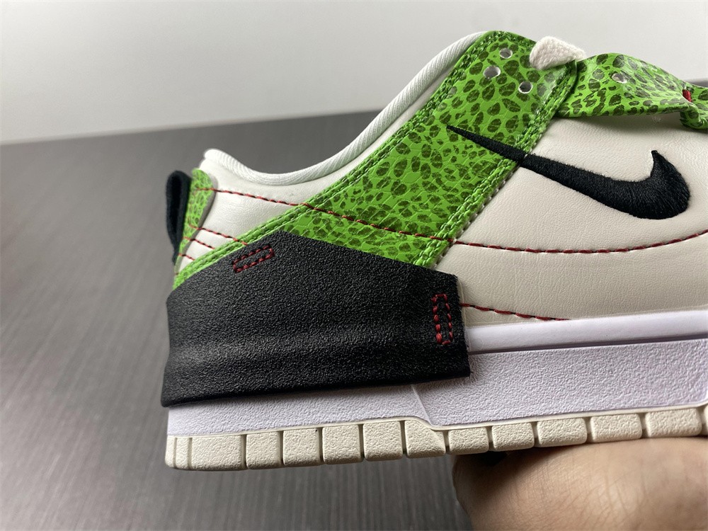 Nike Dunk Low Disrupt