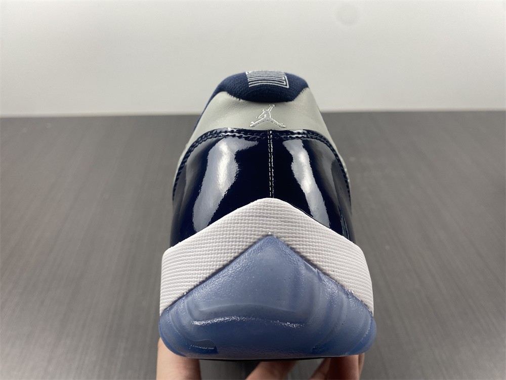 Jordan 11 Retro Low Georgetown