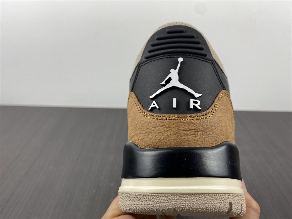 Air Jordan 3 Desert Elephant