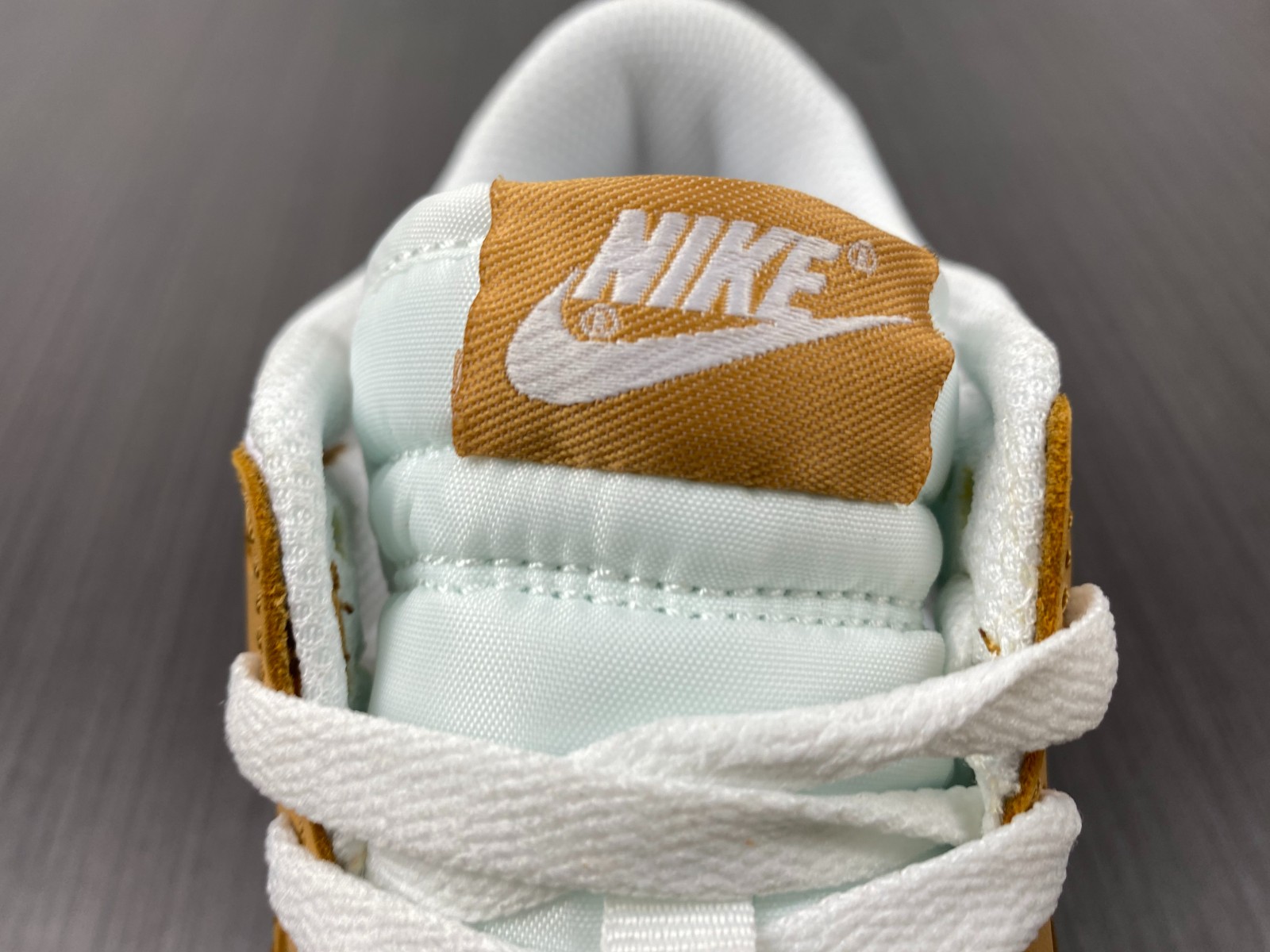 Nike Dunk Low Harvest Moon