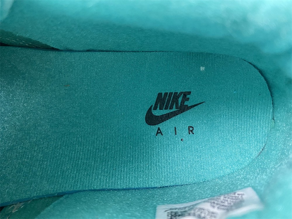 off-white x air jordan 4 sail neptune T*f*ny green