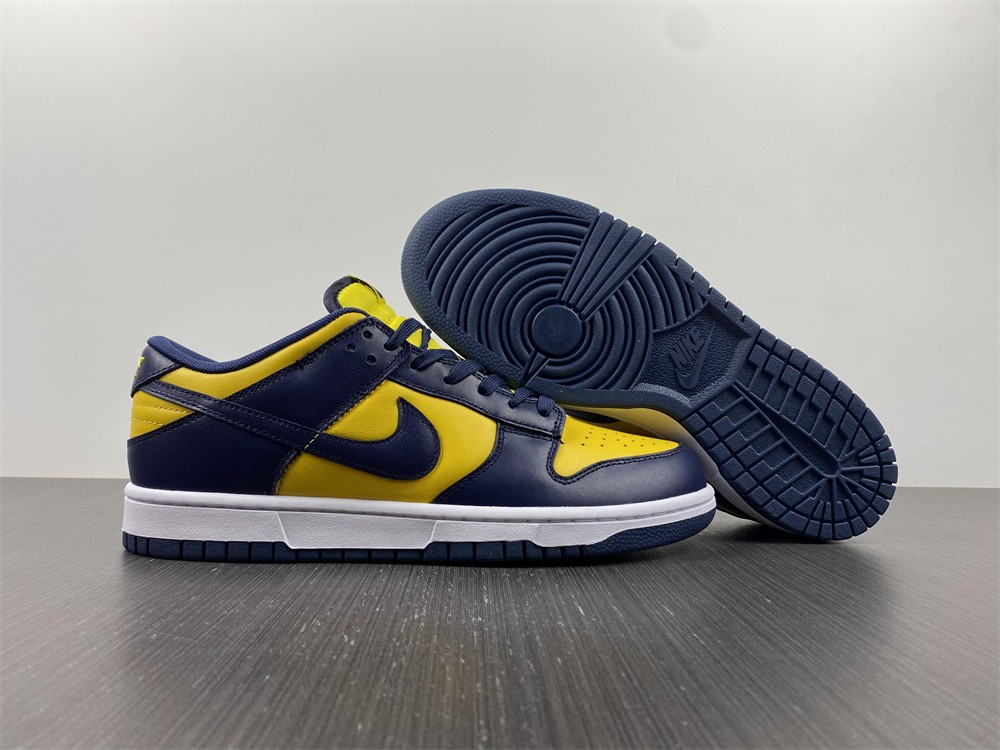 Nike SB Dunk Low Michigan DD1391-700