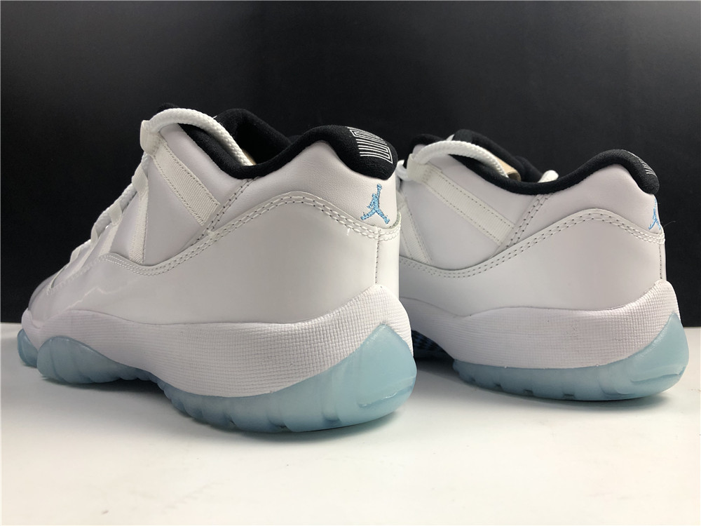 Air Jordan 11 Low Legend Blue