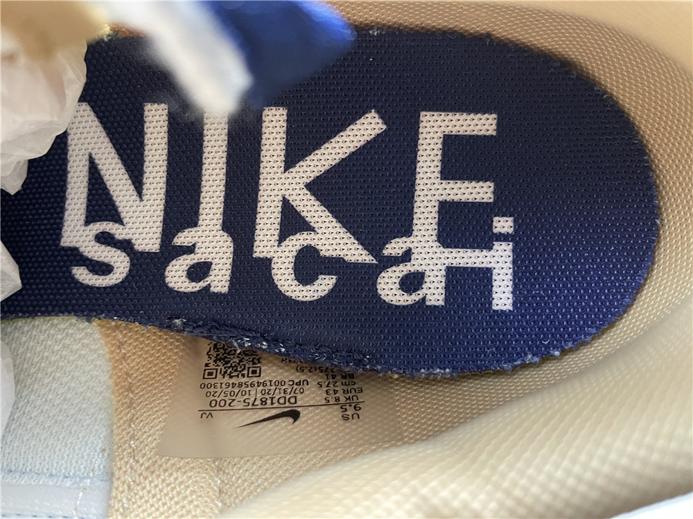 Sacai x Nike Vapor Waffle Sesame/Blue Void-White