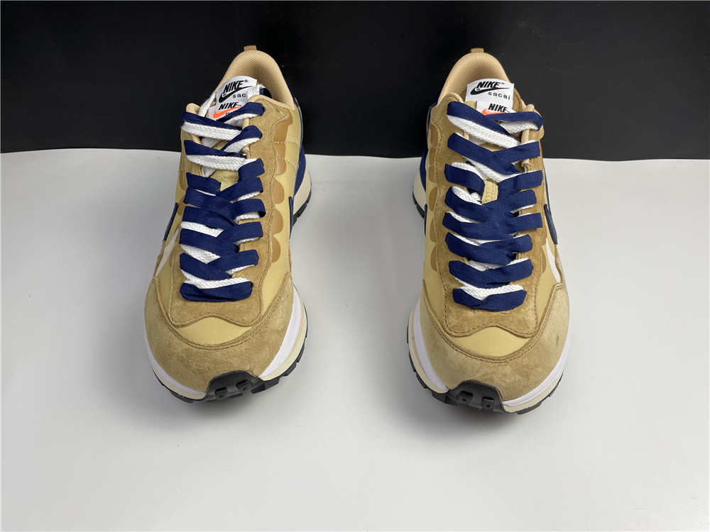 Sacai x Nike Vapor Waffle Sesame/Blue Void-White